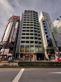 東京都豊島区池袋２ 14階建 築7年9ヶ月