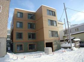 北海道札幌市東区北十五条東７ 4階建 築9年6ヶ月
