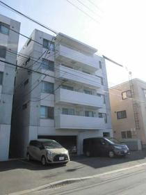 北海道札幌市北区北二十一条西６ 5階建 築10年4ヶ月