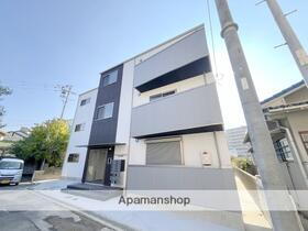 オガールコートナカモズ