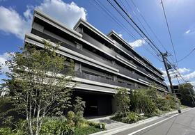 東京都中野区弥生町１ 5階建 築3年5ヶ月