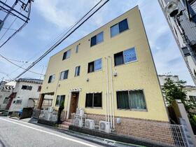 リュクサンブール 3階建