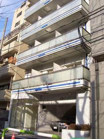 東京都新宿区新宿１ 8階建 築19年4ヶ月