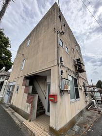 東京都足立区堀之内１ 3階建 築43年10ヶ月
