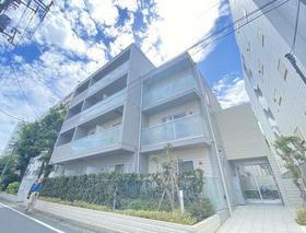 東京都目黒区目黒本町１ 4階建 築8年1ヶ月
