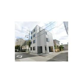 東京都足立区中央本町３ 築3年4ヶ月 4階建