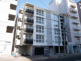北海道札幌市中央区南十一条西８ 5階建 築5年7ヶ月