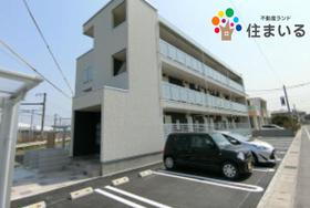 愛知県刈谷市松栄町１ 3階建 築5年4ヶ月