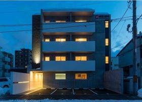 北海道札幌市中央区北四条西２２ 4階建 築9年6ヶ月