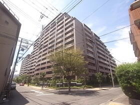 兵庫県神戸市東灘区魚崎西町２ 14階建