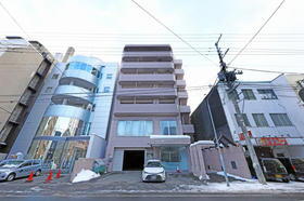 北海道札幌市中央区南六条西１１ 7階建 築28年5ヶ月