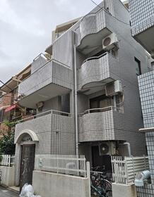 神奈川県川崎市川崎区本町２ 4階建 築37年10ヶ月