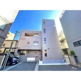 エクセレント 3階建