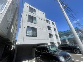 北海道札幌市中央区南五条西１８ 4階建 築2年3ヶ月