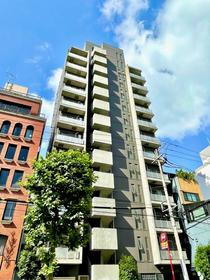 東京都港区麻布台３ 14階建 築18年4ヶ月