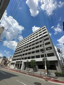 大阪府大阪市淀川区西中島６ 10階建