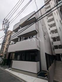東京都足立区千住５ 4階建