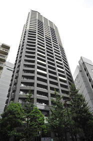 ＦＩＲＳＴ　ＲＥＡＬ　ＴＯＷＥＲ　ＳＨＩＮＪＵＫＵ 地上32階地下2階建