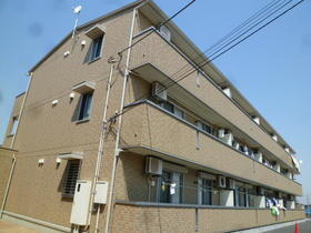 神奈川県厚木市戸室４ 3階建 築15年5ヶ月