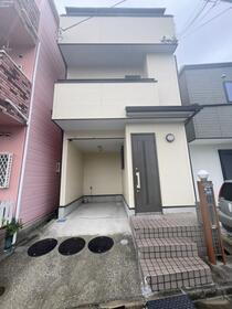大阪府和泉市富秋町２ 3階建 築24年2ヶ月