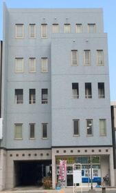 香川県高松市天神前 5階建