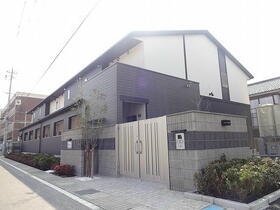 滋賀県草津市南草津４ 2階建