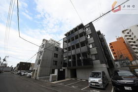 北海道札幌市中央区南十条西１２ 5階建 築4年7ヶ月