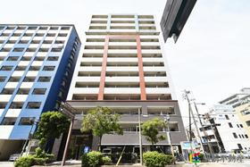 福岡県福岡市博多区築港本町 14階建