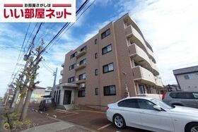新潟県長岡市幸町１ 4階建 築11年3ヶ月