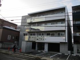 北海道札幌市西区八軒一条東１ 4階建 築5年4ヶ月