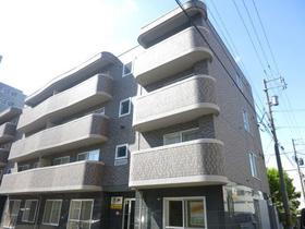 北海道札幌市中央区南四条西１３ 4階建 築20年2ヶ月