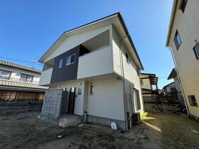 南輝１丁目戸建 2階建