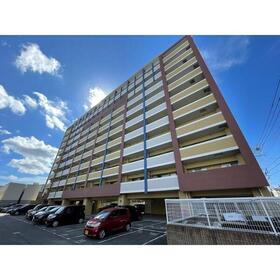 福岡県福岡市博多区吉塚１ 10階建 築17年9ヶ月