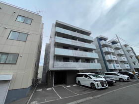 北海道札幌市中央区北一条東１２ 5階建 築10年6ヶ月