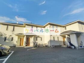 大阪府豊中市二葉町１ 2階建 築8年10ヶ月