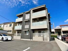 Ｈａｌｅ　ｍａ’ｕｍａ’ｕ