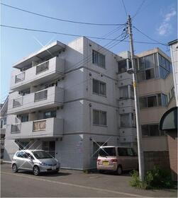 北海道札幌市豊平区平岸三条４ 4階建 築34年8ヶ月