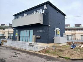 茨城県つくばみらい市絹の台５ 2階建 