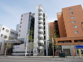 北海道札幌市中央区大通西１７ 8階建 築27年3ヶ月