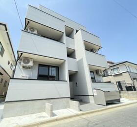 ＯＵＴＲＩＧＧＥＲ六十人町 3階建