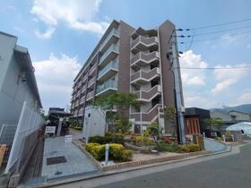 大阪府八尾市高安町北２ 賃貸マンション