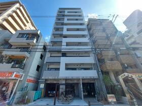 クリスタルフィメス１番館