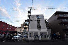 ＣＯＬＯＲＥ　ＳＨＩＲＯＩＳＨＩ　（コローレ白石）