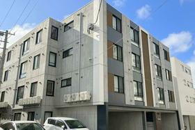 北海道札幌市中央区北二条東８ 4階建 築2年5ヶ月