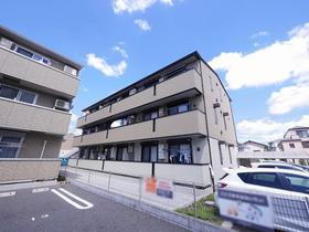 埼玉県三郷市中央３ 3階建 築10年4ヶ月