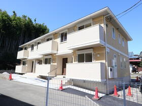 神奈川県横浜市戸塚区小雀町 2階建 築4年11ヶ月