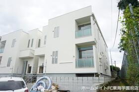 熊本県熊本市中央区黒髪５ 2階建