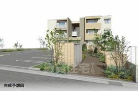 大阪府高石市加茂２ 3階建 築2年9ヶ月