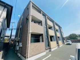 熊本県熊本市北区高平３ 3階建 築10年11ヶ月