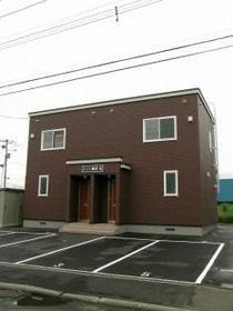 北海道札幌市北区新琴似一条４ テラスハウス